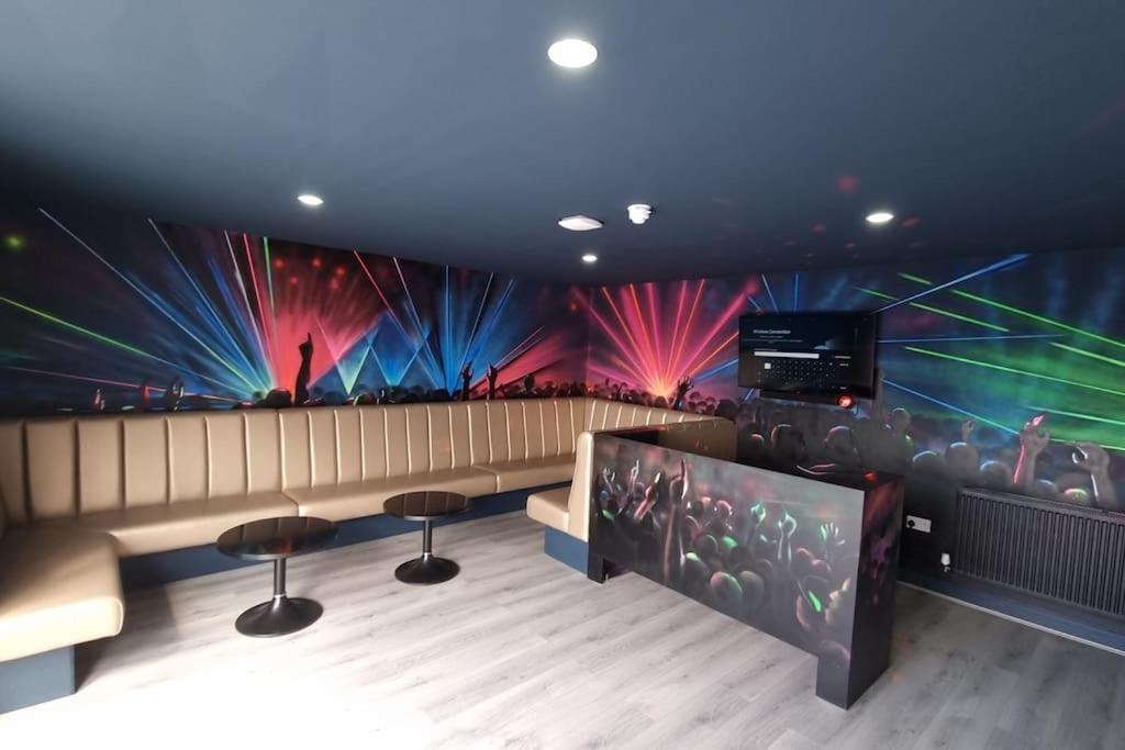 Penthouse Apartment, Sleeps 21 With Terrace Liverpool Zewnętrze zdjęcie